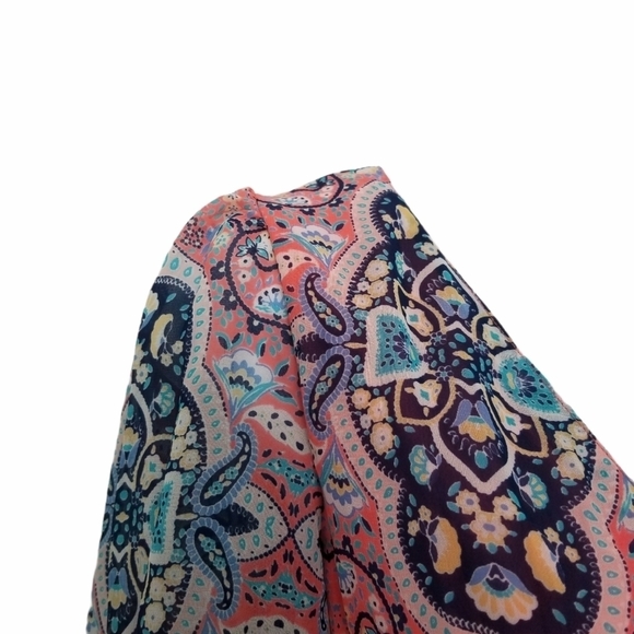 Love Tree @ Forever 21 V-Neck Romper Size Small Floral Coral Cocktail Party. - Picture 4 of 8